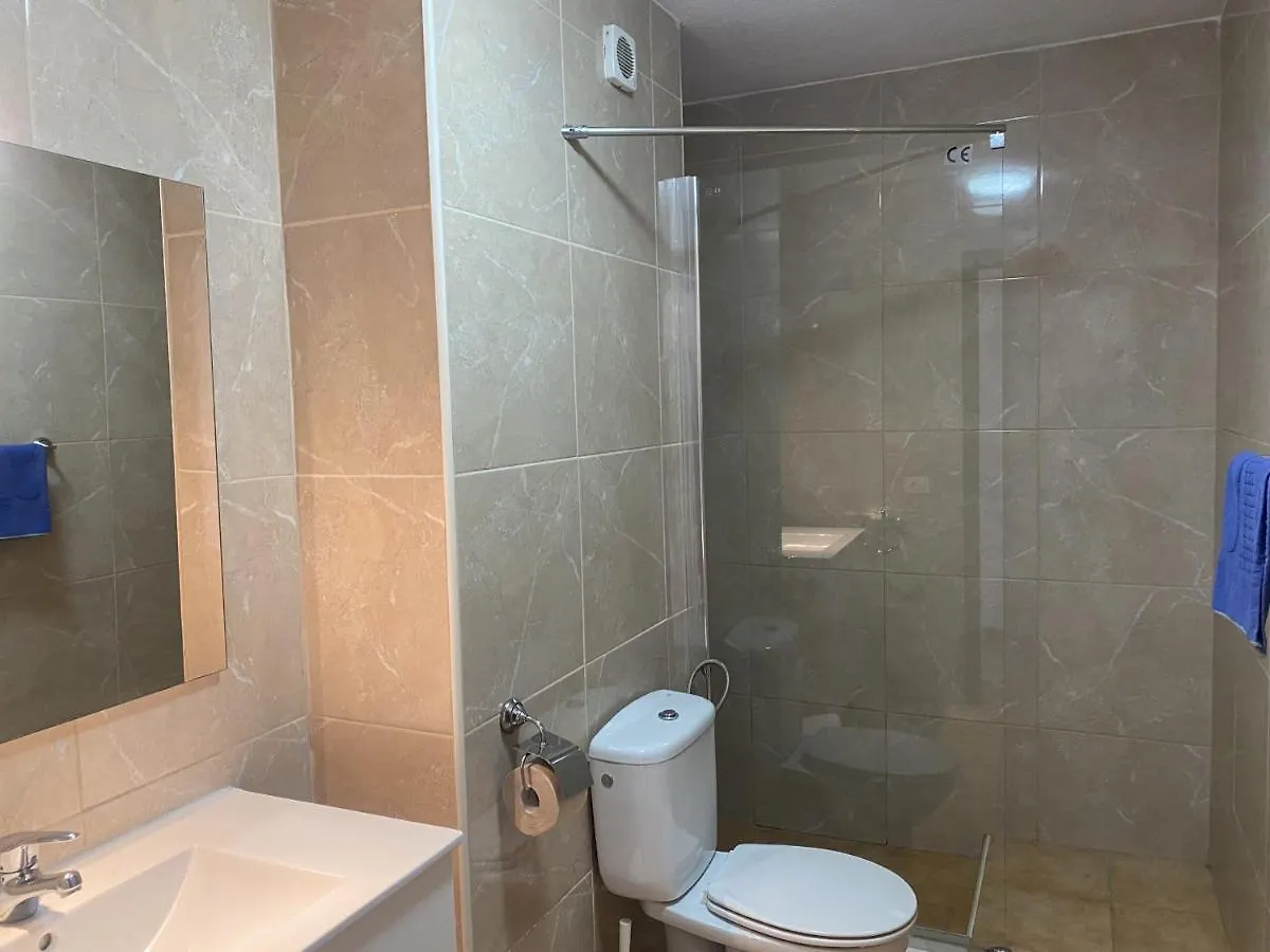 Apartment 5A1, Victoria Court 1, Avenida Londres 6, Los Cristianos, 38650, Tenerife
