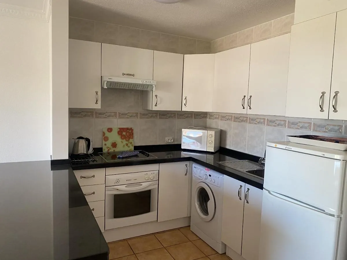 Apartment 5A1, Victoria Court 1, Avenida Londres 6, Los Cristianos, 38650, Tenerife  Los Cristianos (Tenerife)